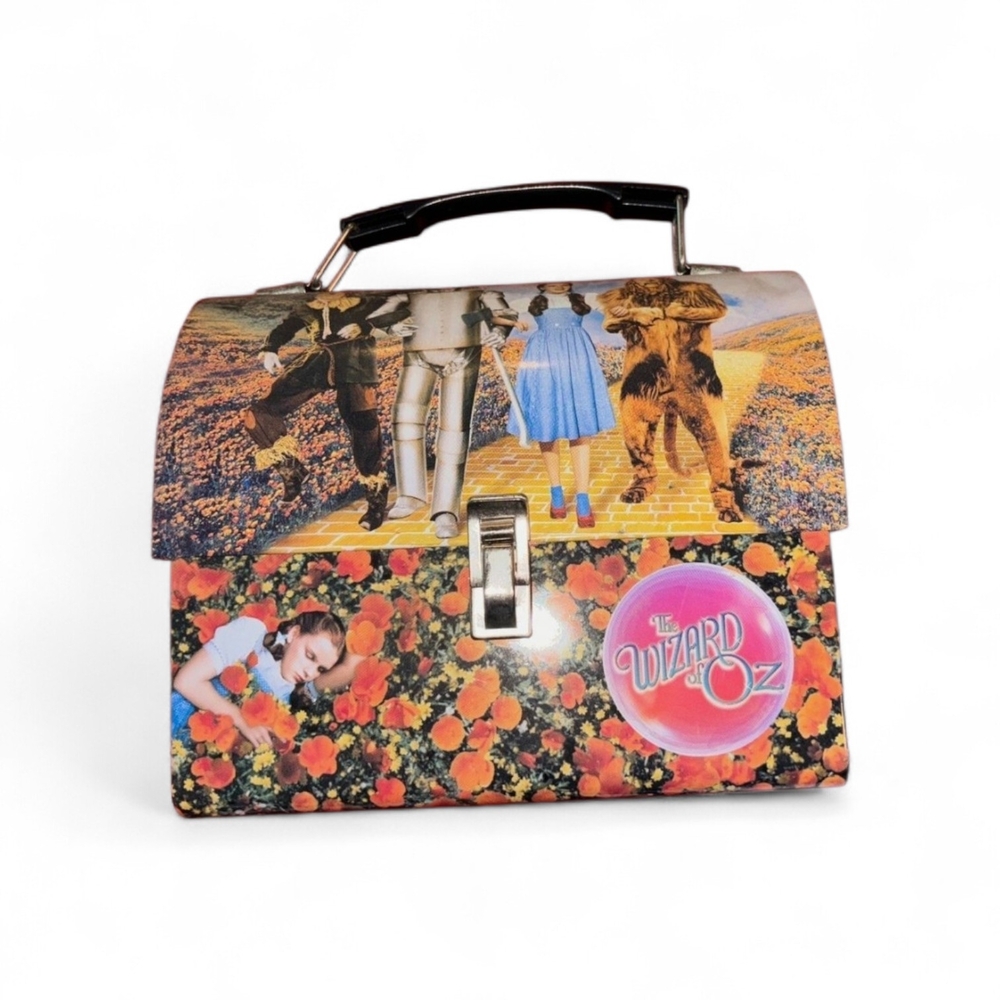 Vandor "The Wizard of Oz" Vintage Collectible Wizard of Oz Domed Tin Lunch Box